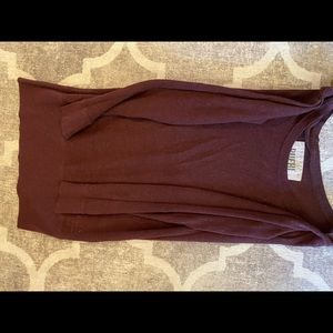 Maroon top perfect with leggings